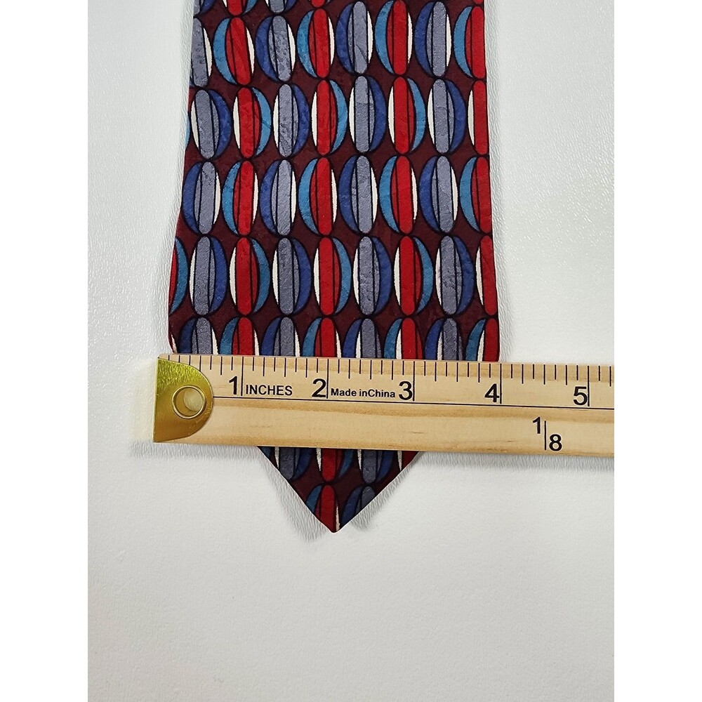 Vintage Valentino Pietro Mens Tie Pure Silk Geometric Pattern Red/Blue/Grey - Picture 6 of 7